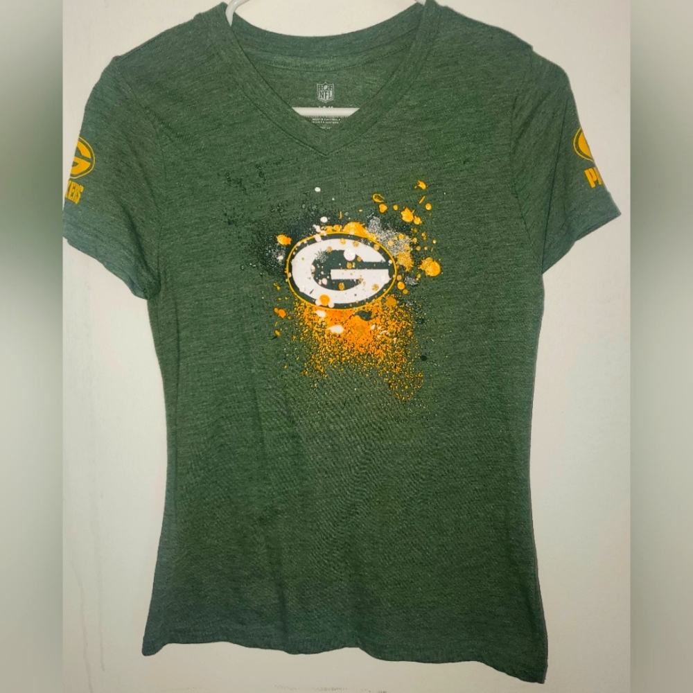 GreenBay Packers Juniors Large (14) V-neck Shirt
